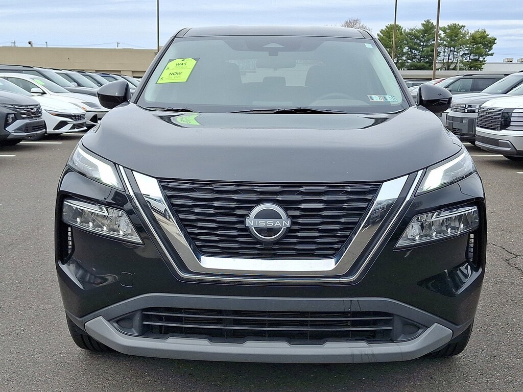 Used 2023 Nissan Rogue SV SUV