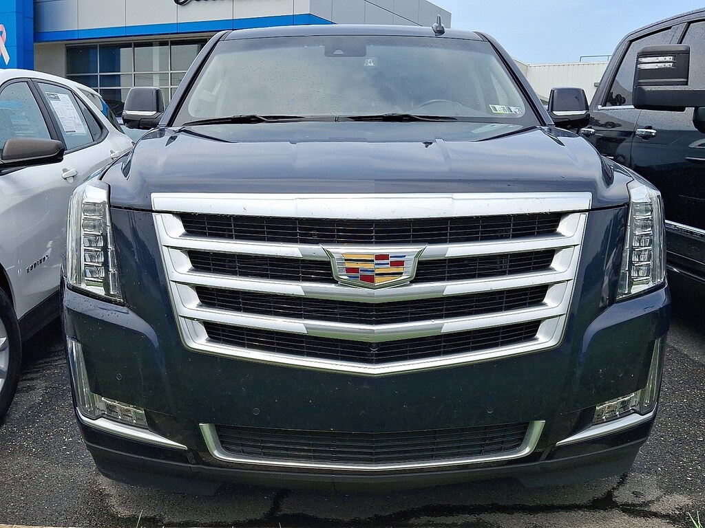 Used 2018 Cadillac Escalade ESV Luxury SUV
