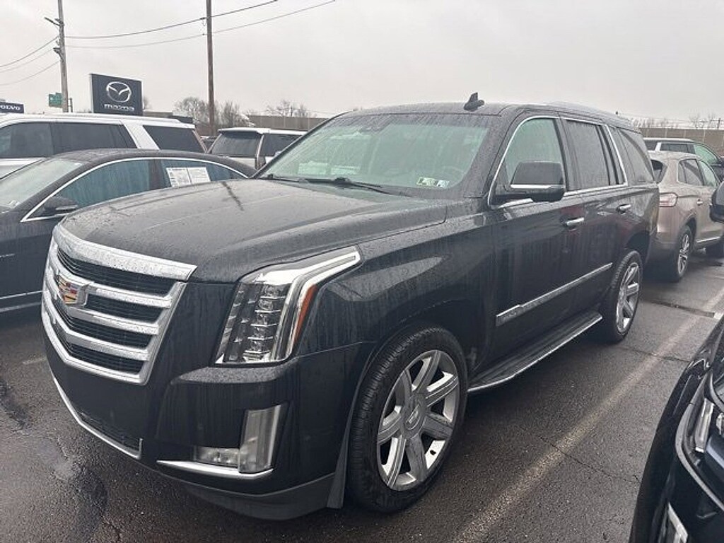 Used 2019 Cadillac Escalade Luxury SUV