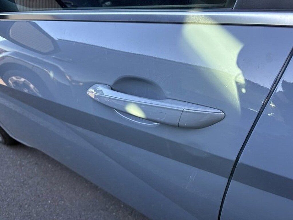 Used 2023 Hyundai Elantra Limited Sedan