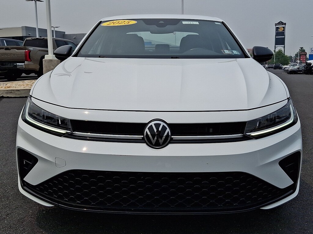 Used 2025 Volkswagen Jetta Sport Sedan
