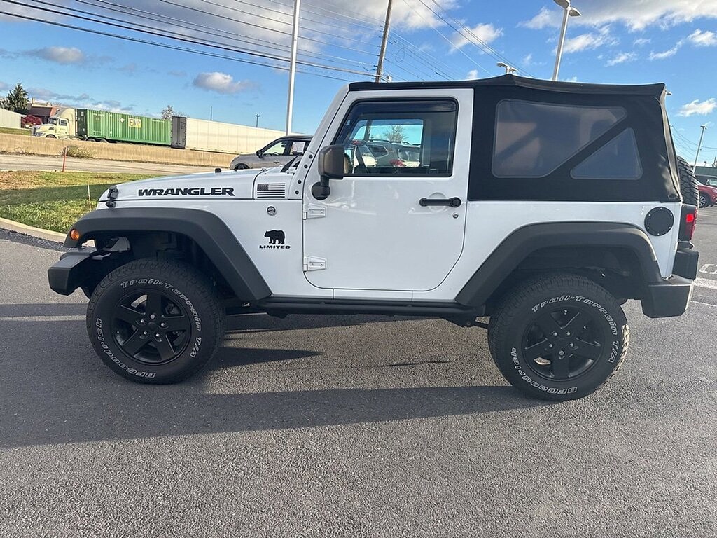 Used 2016 Jeep Wrangler Black Bear SUV