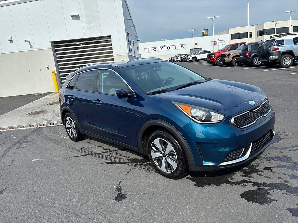 Used 2019 Kia Niro LX SUV
