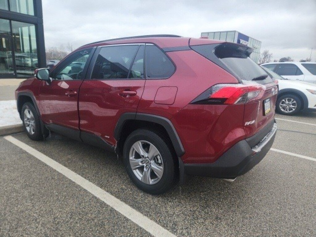 Used 2024 Toyota RAV4 Hybrid XLE SUV