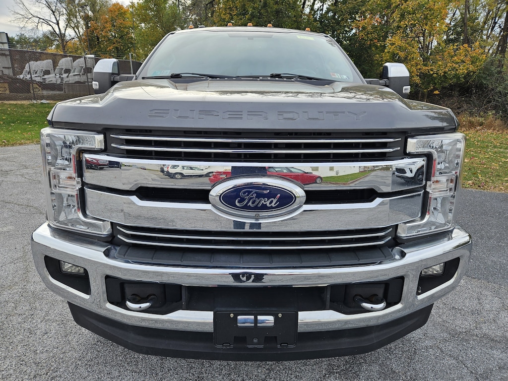 Used 2017 Ford Super Duty F-350 DRW Lariat Truck Crew Cab
