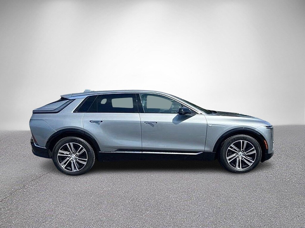 Certified 2024 Cadillac Lyriq Luxury SUV
