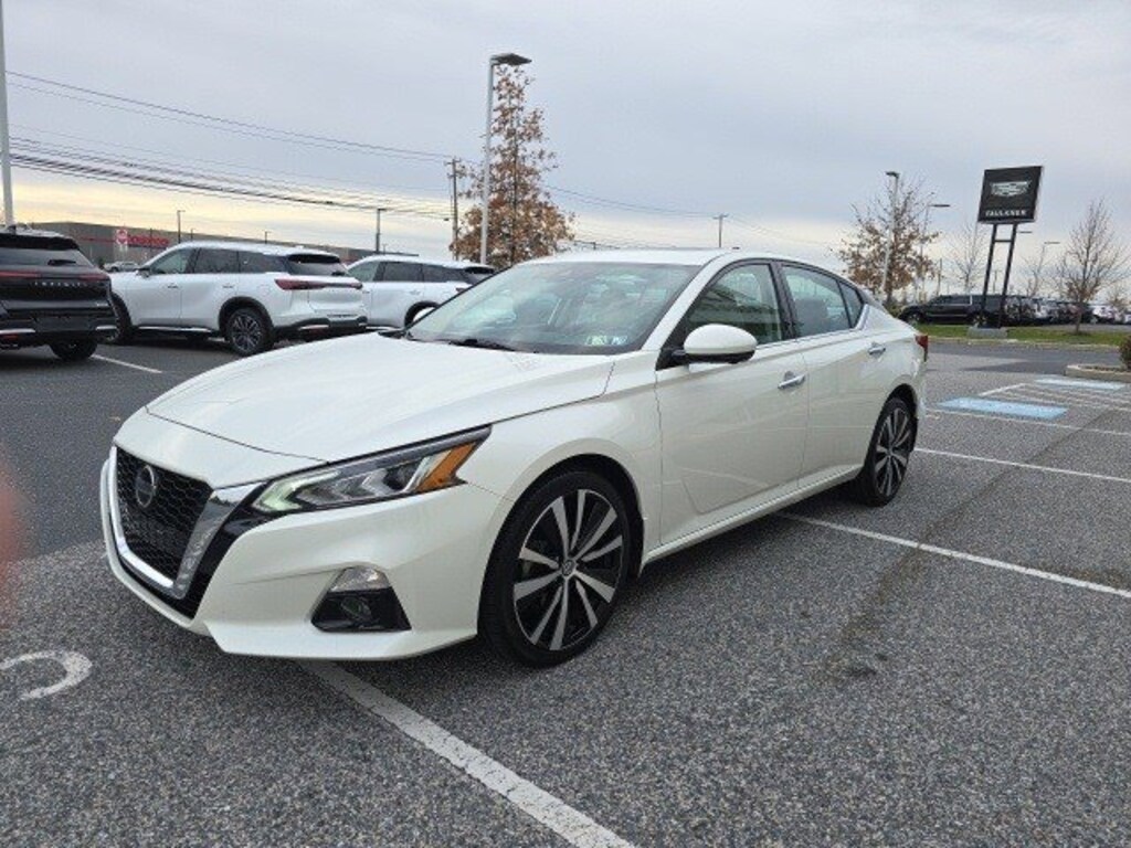 Used 2020 Nissan Altima 2.5 Platinum Sedan