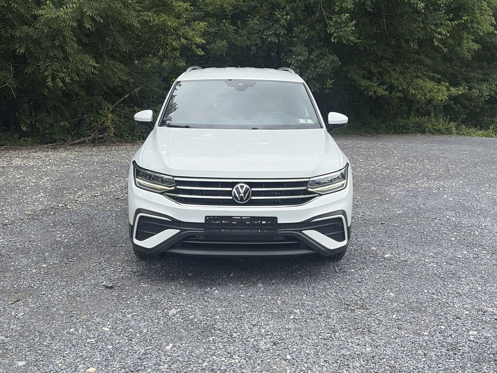 Used 2024 Volkswagen Tiguan SE SUV