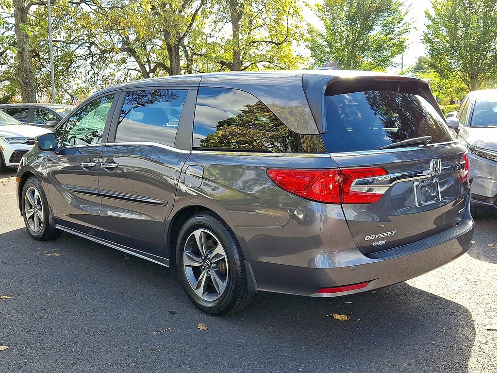 Certified 2018 Honda Odyssey Touring Van