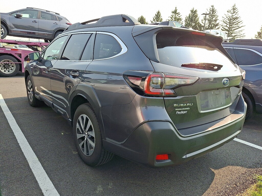 Used 2024 Subaru Outback Premium SUV