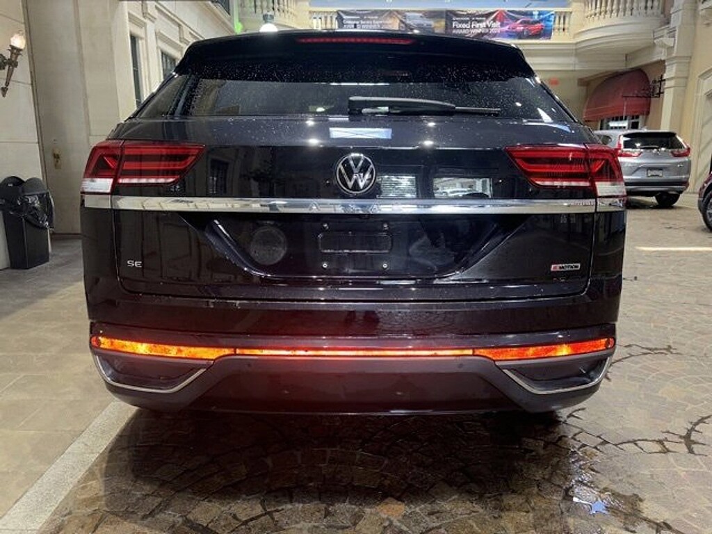 Used 2020 Volkswagen Atlas Cross Sport 2.0T SE w/Technology SUV