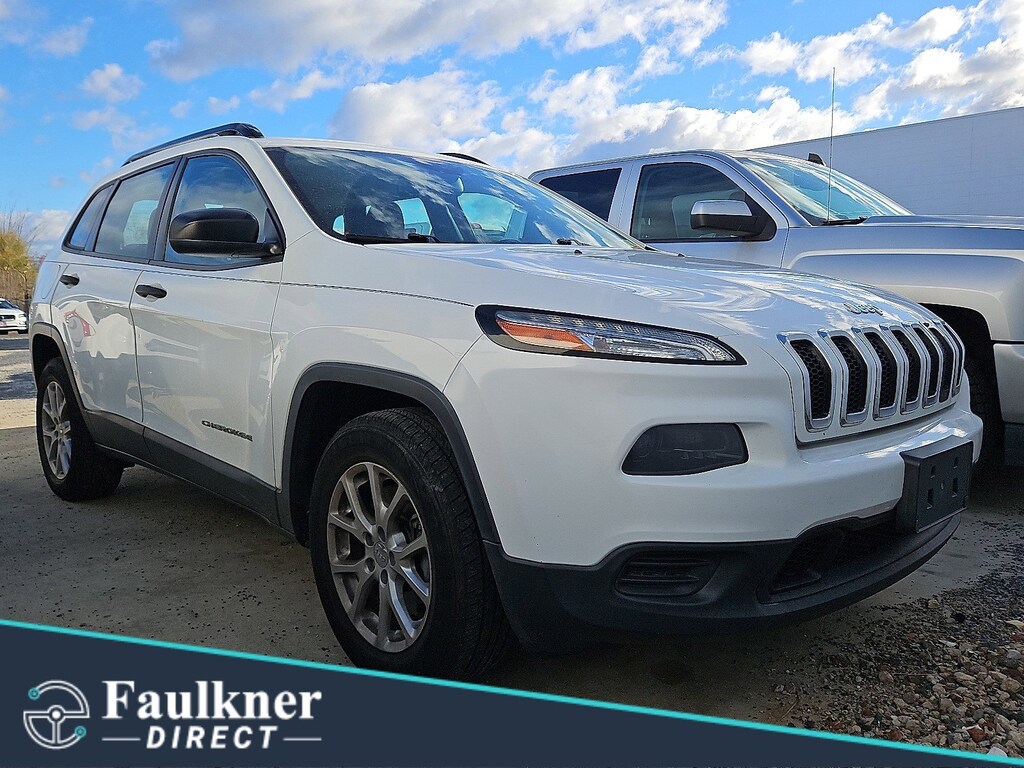 Used 2016 Jeep Cherokee Sport SUV