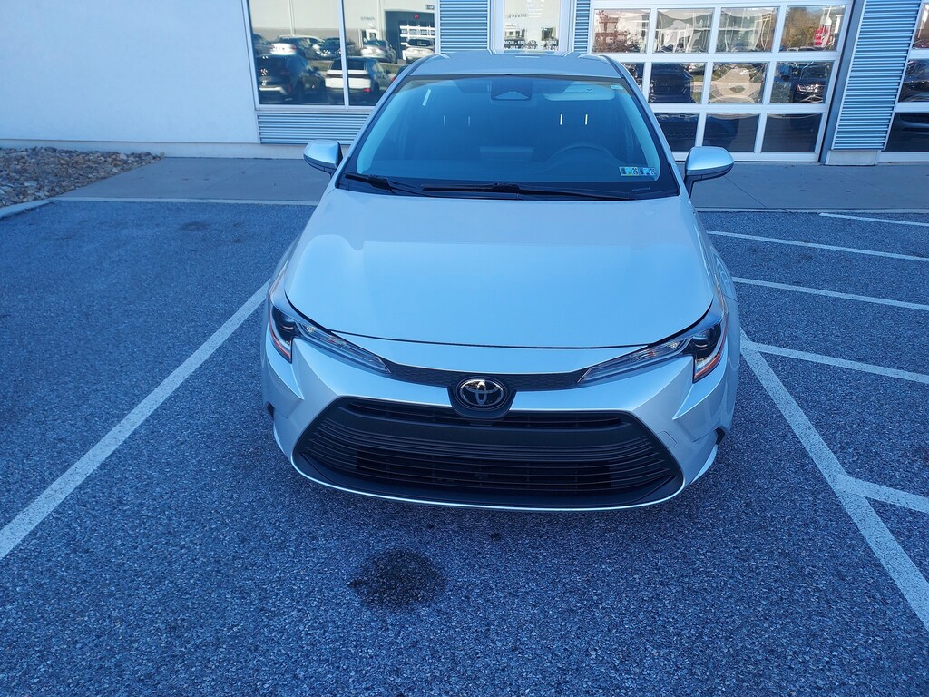 Used 2023 Toyota Corolla LE Sedan