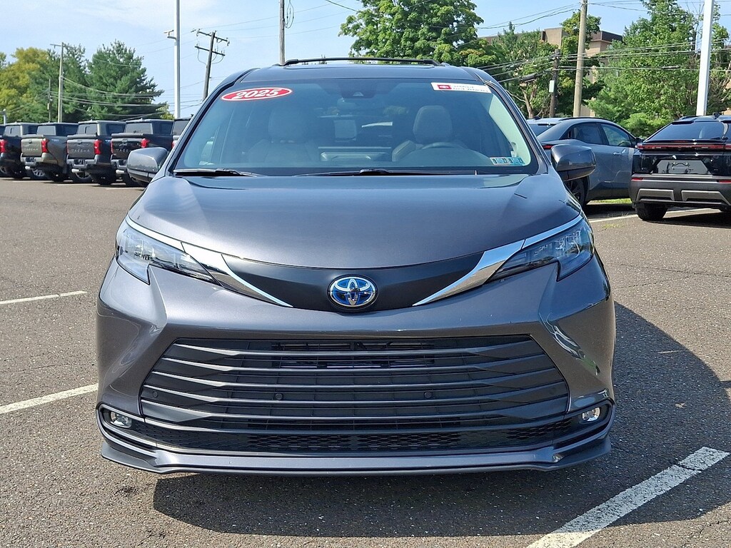 Certified 2025 Toyota Sienna XLE Van Passenger Van