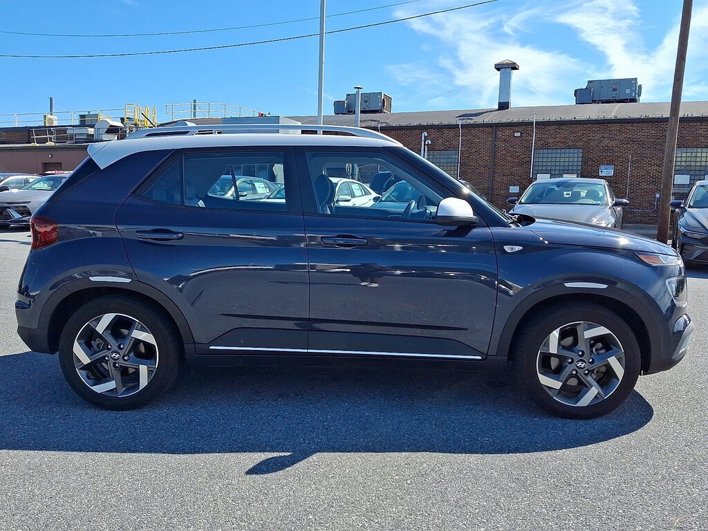 Certified 2024 Hyundai Venue Limited SUV