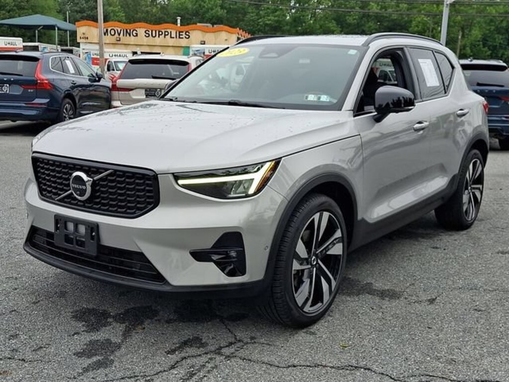 Certified 2023 Volvo XC40 Plus Dark Theme SUV