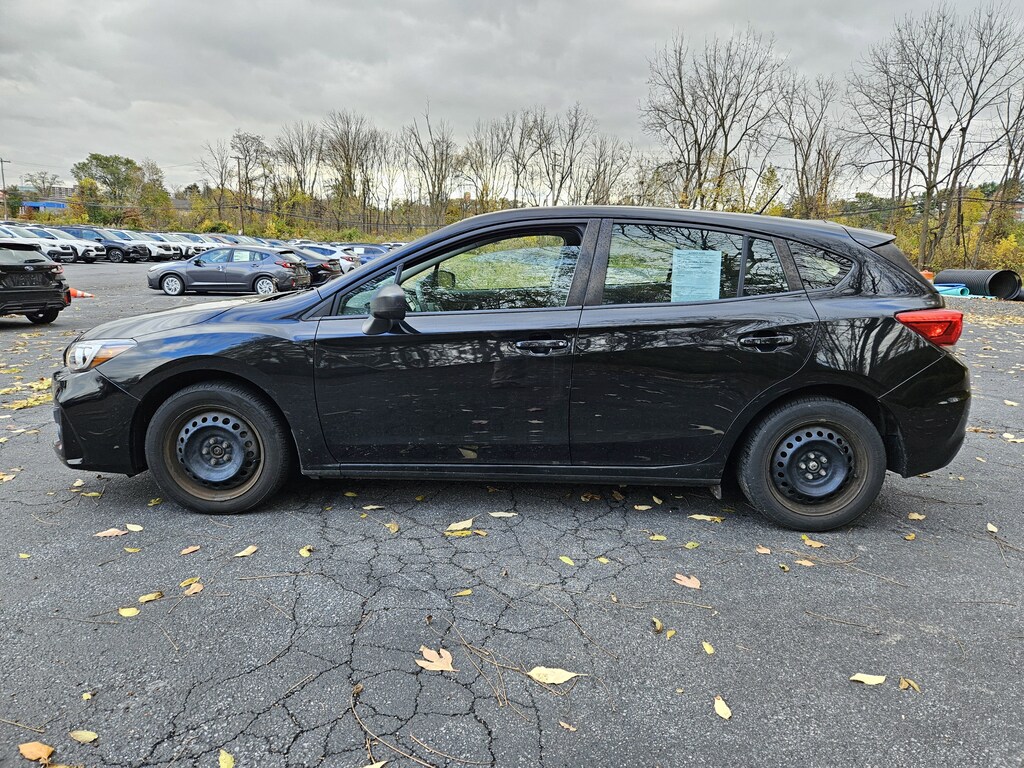 Used 2017 Subaru Impreza 2.0i 5-door