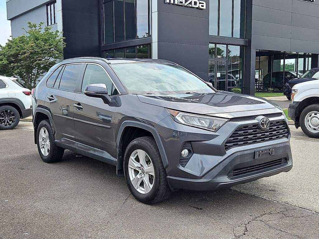 Used 2021 Toyota RAV4 XLE SUV