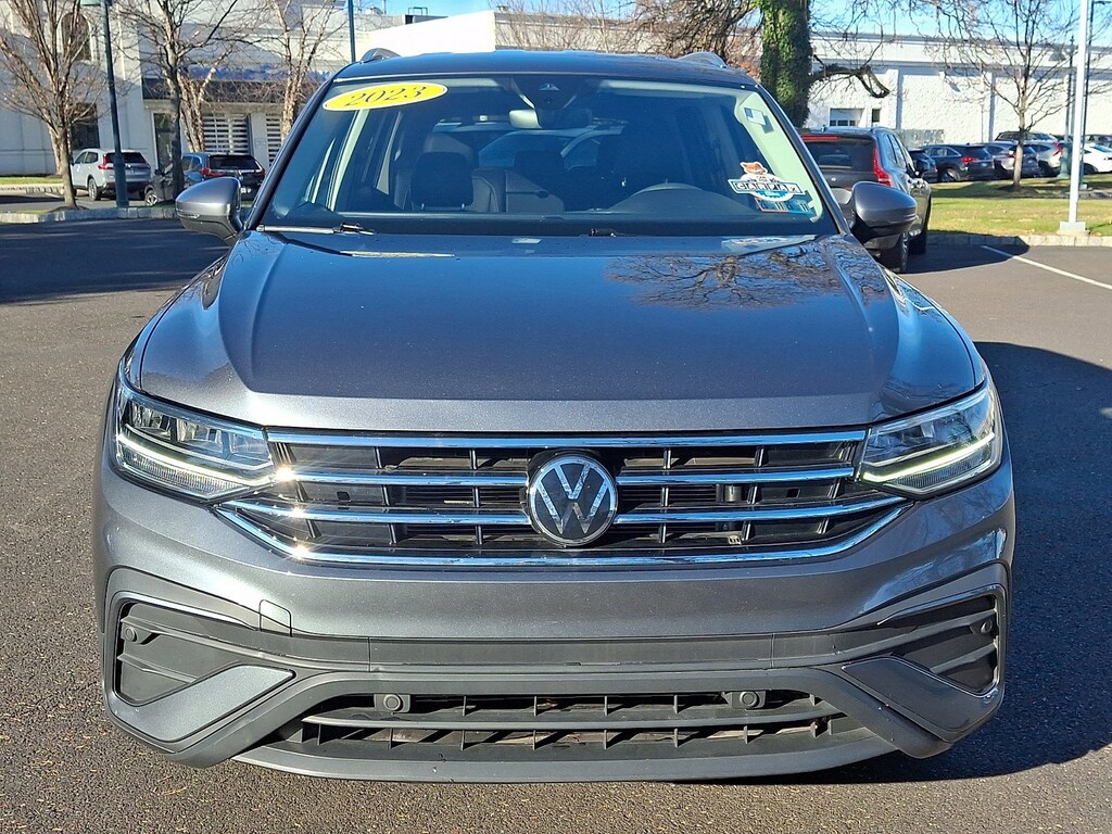 Used 2023 Volkswagen Tiguan SE SUV