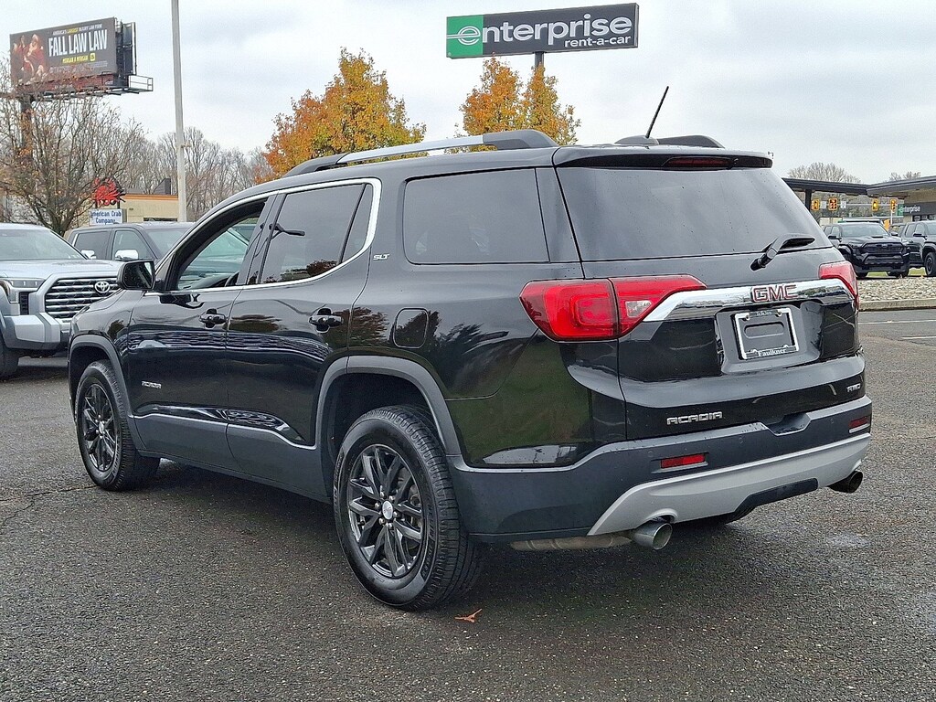 Used 2019 GMC Acadia SLT SUV