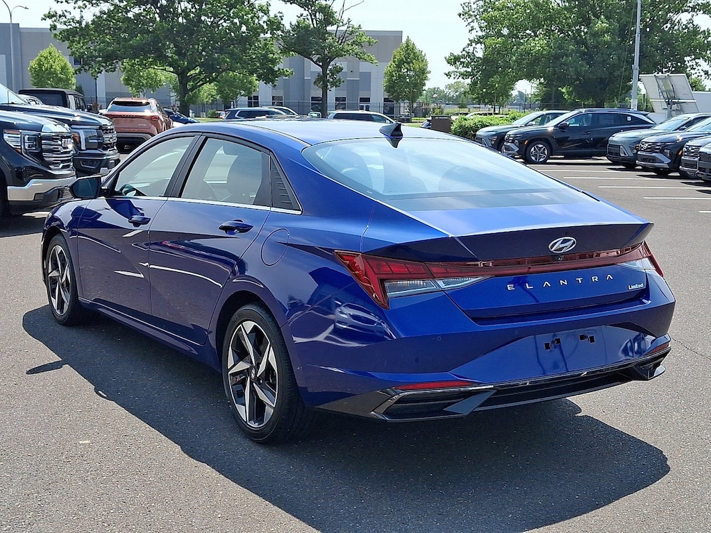 Certified 2023 Hyundai Elantra Limited Sedan