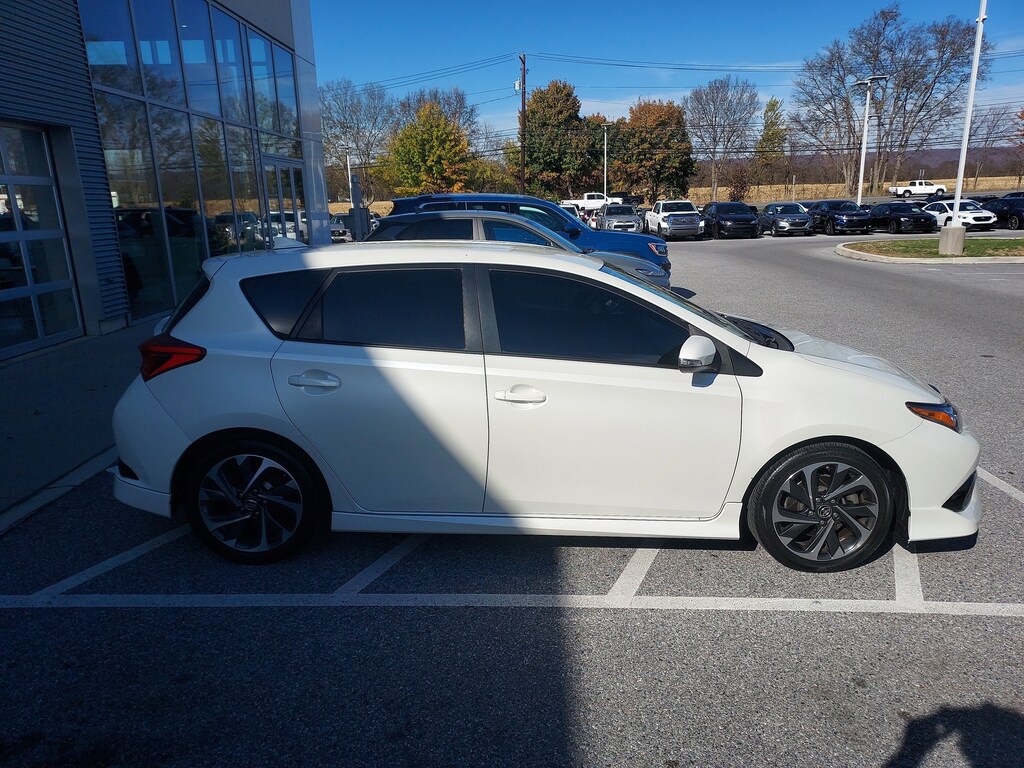 Used 2018 Toyota Corolla iM Hatchback