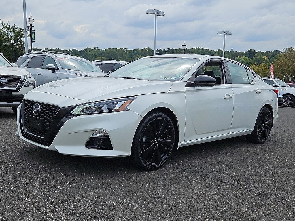 Certified 2022 Nissan Altima 2.5 SR Sedan