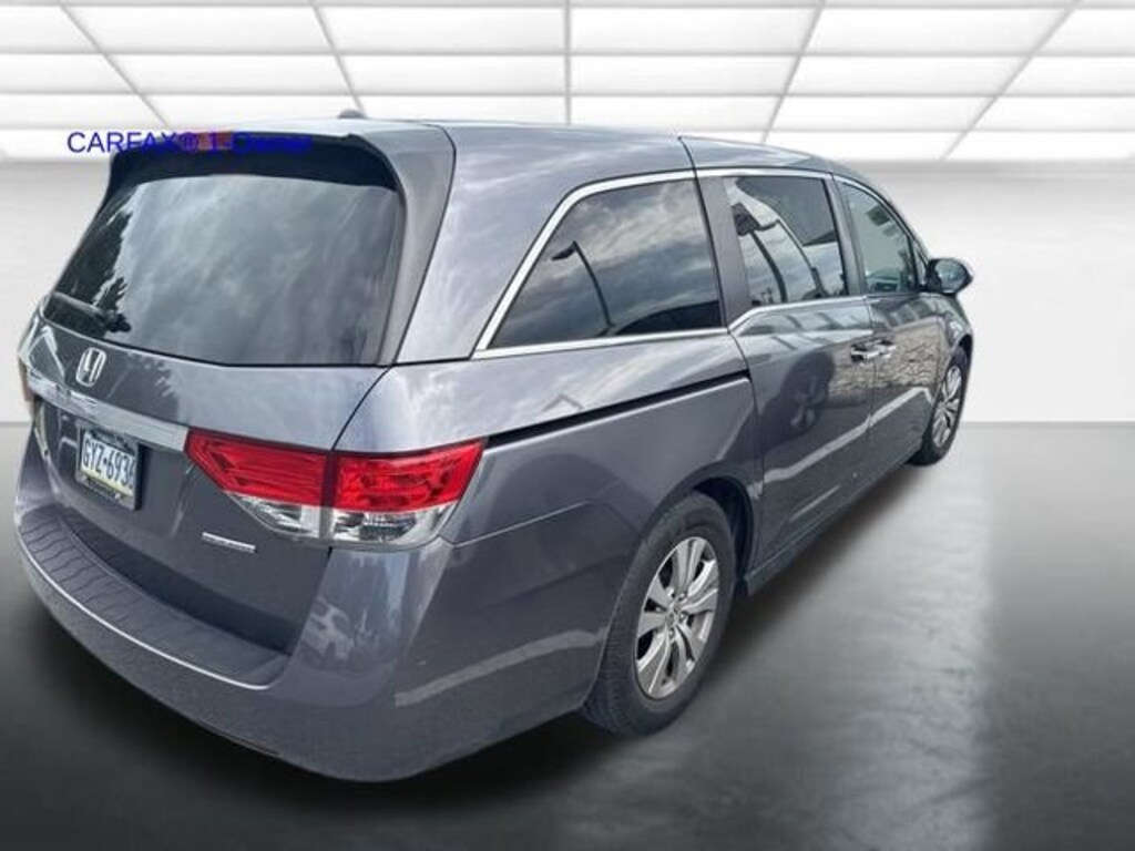 Used 2016 Honda Odyssey SE Van Passenger Van