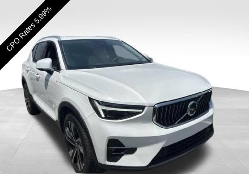 Certified 2024 Volvo XC40 Ultimate Bright Theme SUV