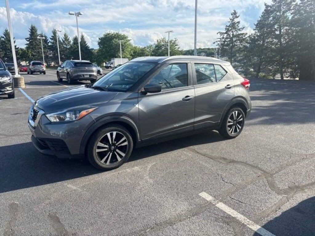Used 2019 Nissan Kicks SV SUV