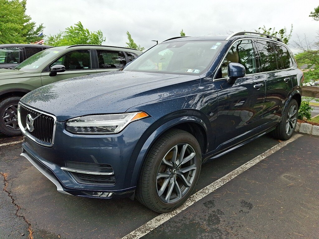 Used 2019 Volvo XC90 Momentum SUV