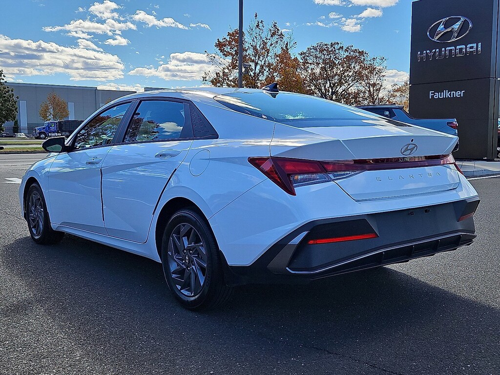 Certified 2024 Hyundai Elantra SEL Sedan