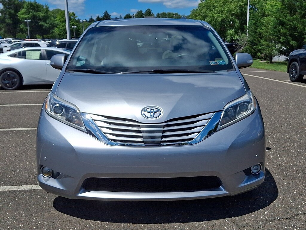 Used 2015 Toyota Sienna Ltd Premium Van