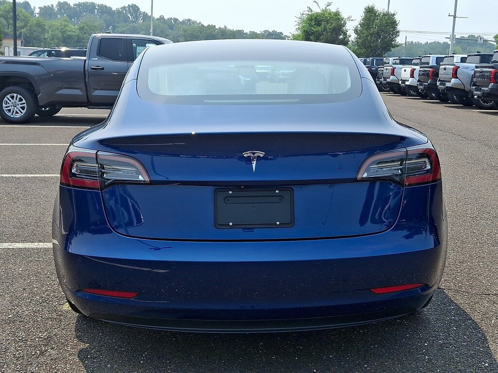 Used 2019 Tesla Model 3 Standard Range Plus Sedan