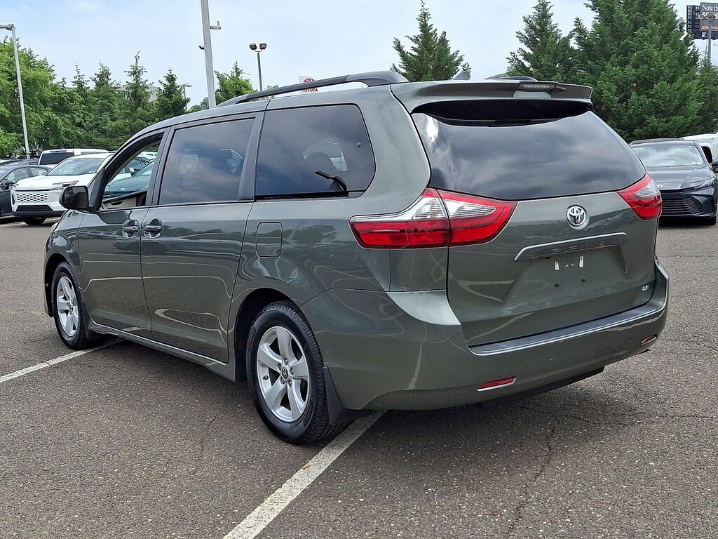 Certified 2020 Toyota Sienna LE Van