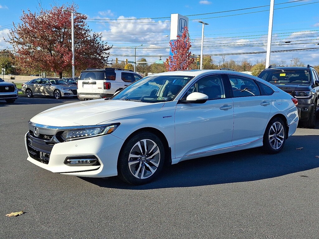 Used 2019 Honda Accord Hybrid Touring Sedan