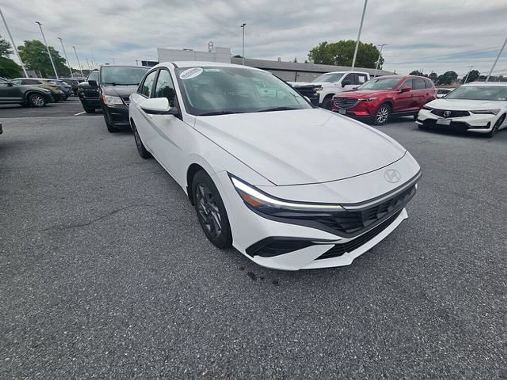 Certified 2024 Hyundai Elantra SEL Sedan