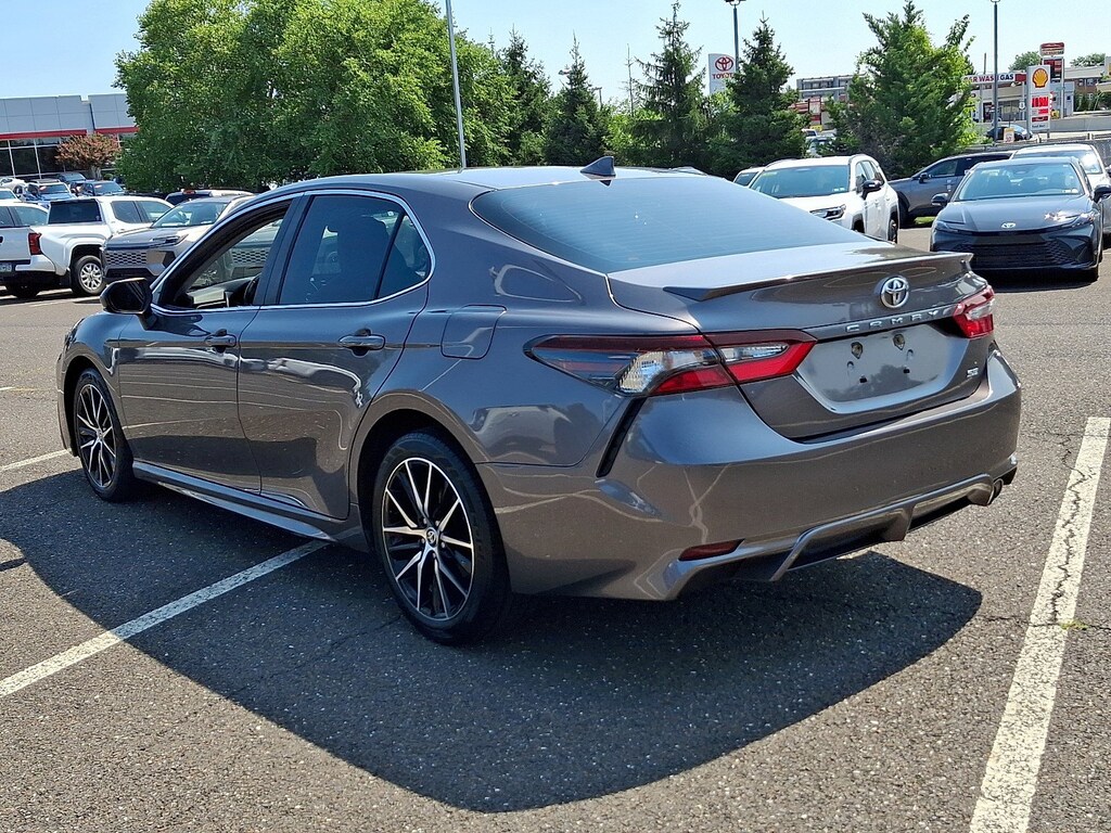 Certified 2021 Toyota Camry SE Sedan