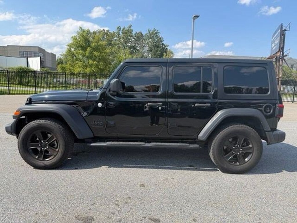 Used 2020 Jeep Wrangler Unlimited Sport Altitude SUV