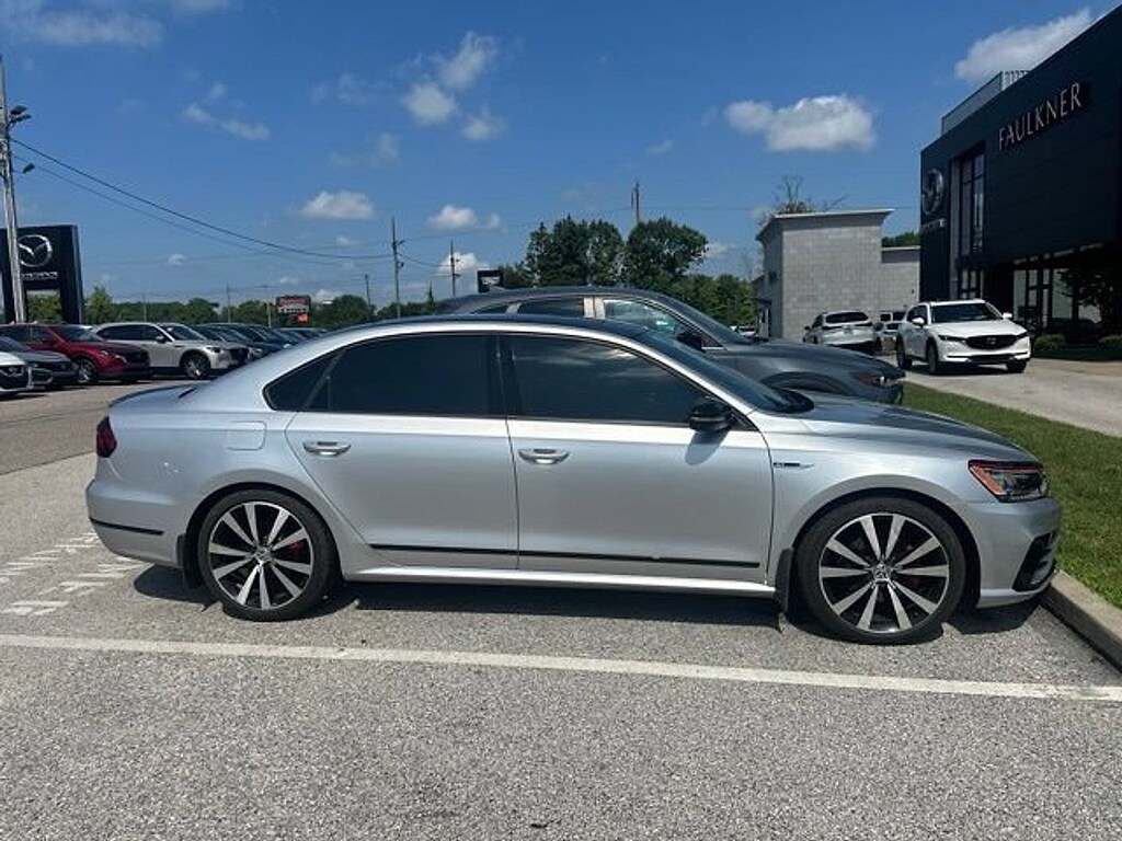 Used 2018 Volkswagen Passat V6 GT Sedan