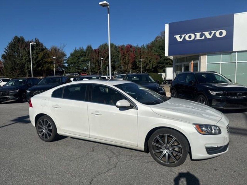 Used 2016 Volvo S60 Inscription T5 Premier Sedan