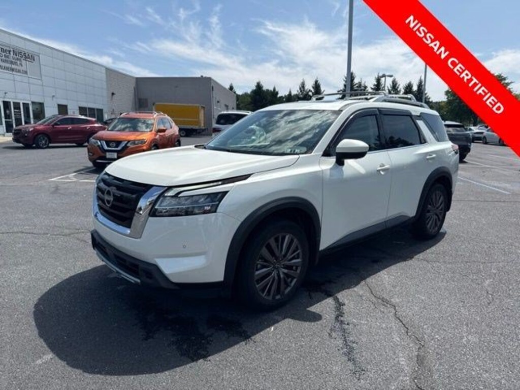 Certified 2024 Nissan Pathfinder SL SUV