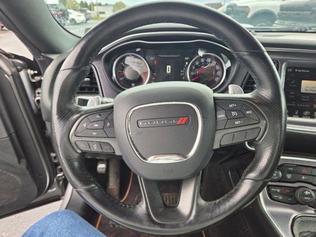 Used 2016 Dodge Challenger 392 Hemi Scat Pack Shaker Coupe