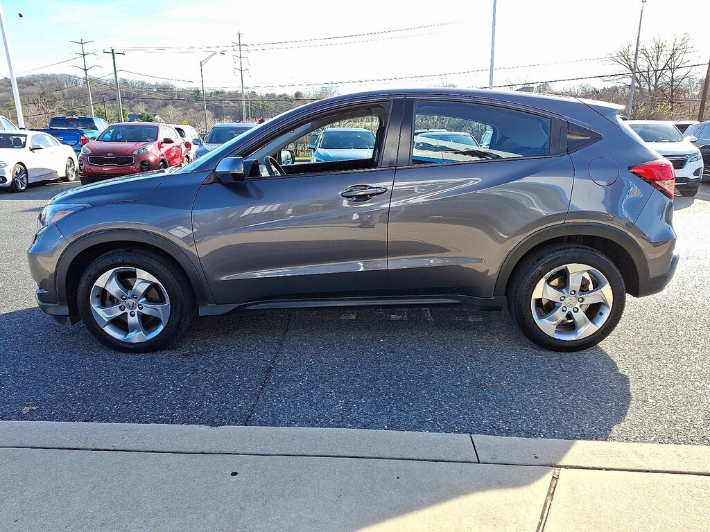 Used 2016 Honda HR-V LX SUV
