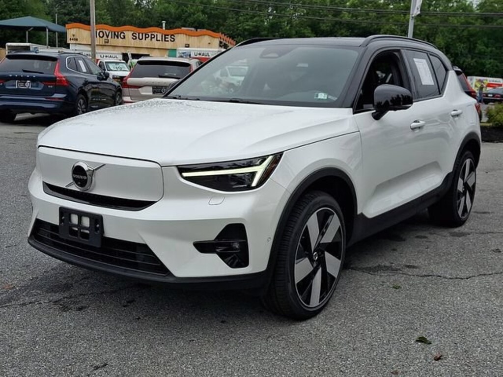 Certified 2023 Volvo XC40 Recharge Pure Electric Ultimate SUV