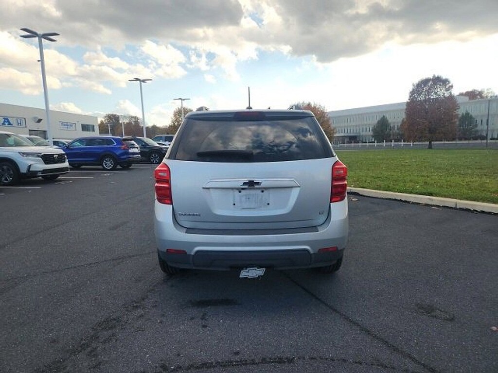 Used 2017 Chevrolet Equinox LT SUV