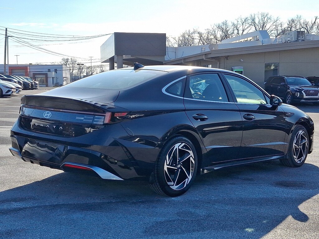 Used 2025 Hyundai Sonata SEL Convenience Sedan