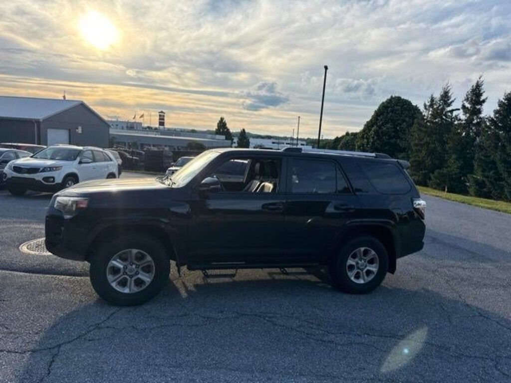 Used 2024 Toyota 4Runner SR5 Premium SUV