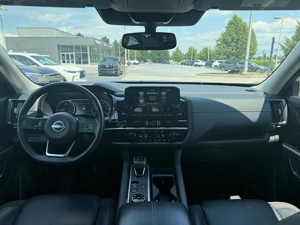 Used 2022 Nissan Pathfinder SL SUV