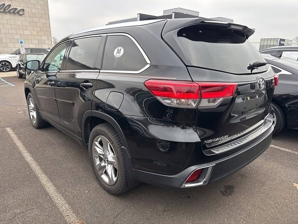 Used 2019 Toyota Highlander Limited SUV